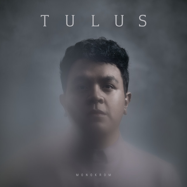 Monokrom Tulus